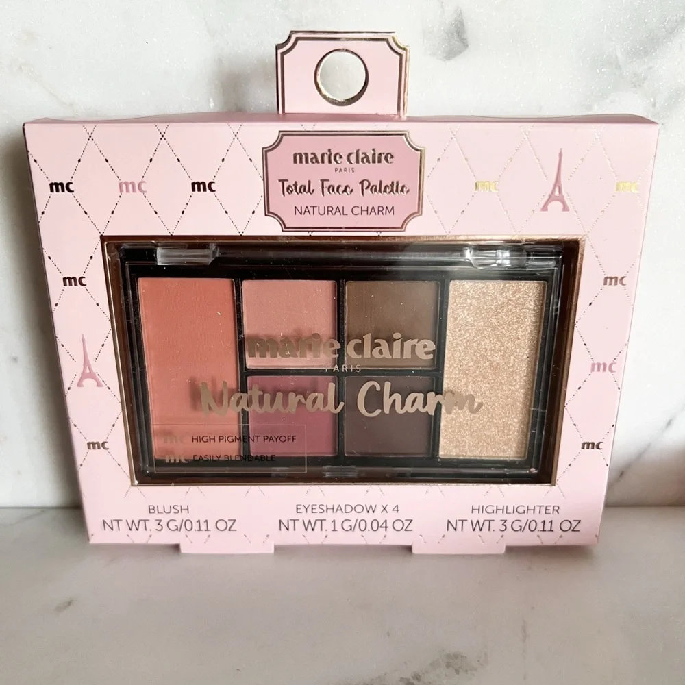 NWT: Marie Claire Natural Charm Makeup set